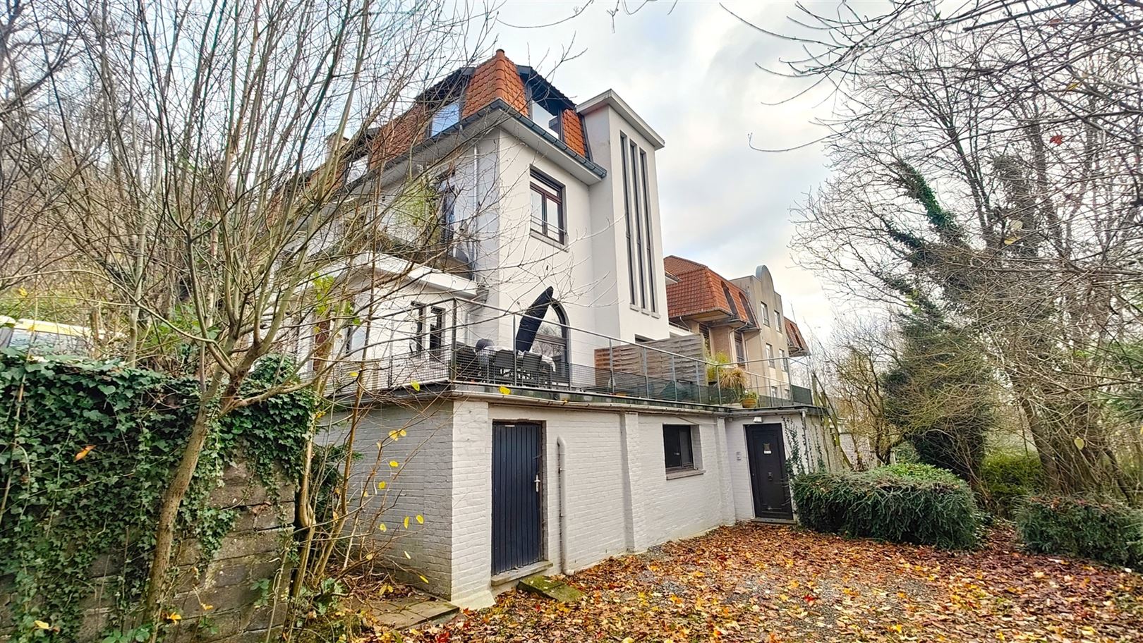 Opbrengsteigendom (13 appartementen) op 9319m² in Kluisbos - foto 2