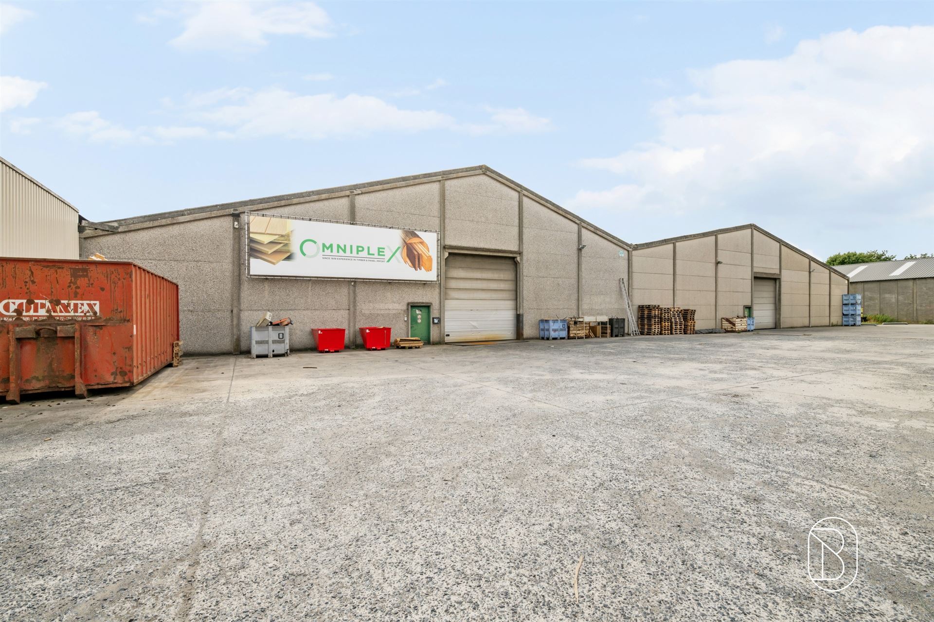 Loodsencomplex met parking, op een centrale ligging - foto 4