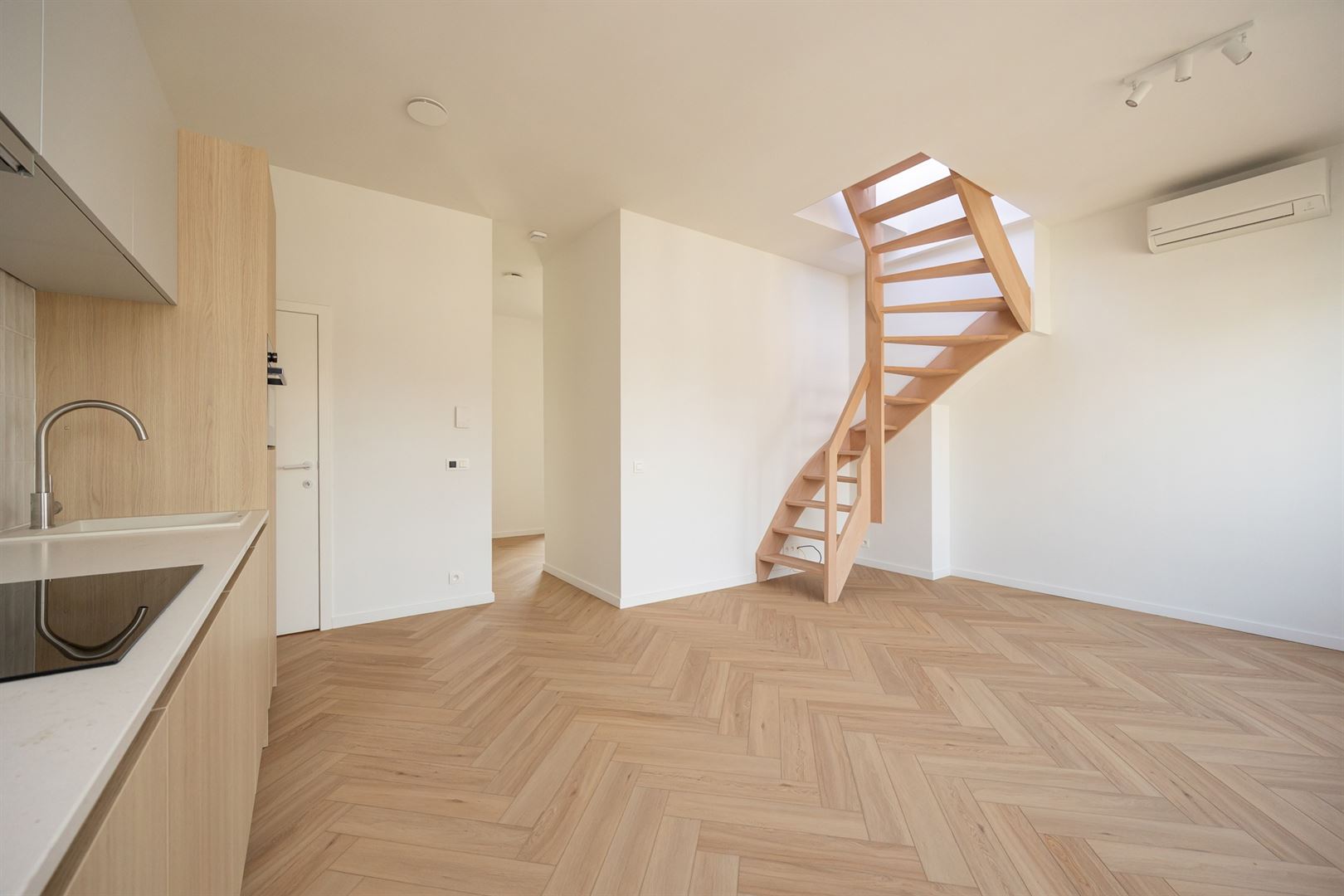 Gerenoveerd en instapklaar appartement met dakterras.  - foto 4