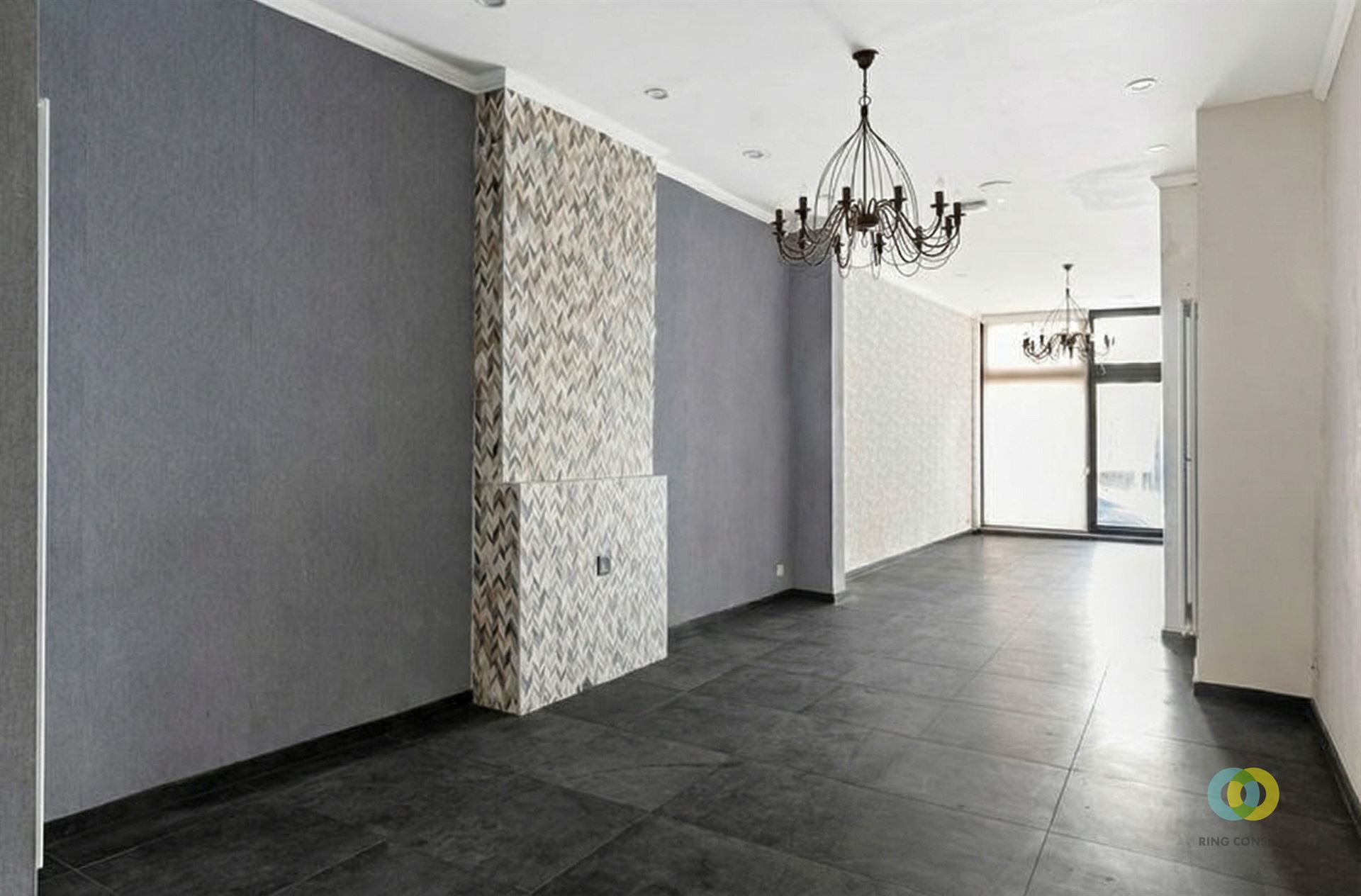 Gebouw voor gemengd gebruik - foto 4