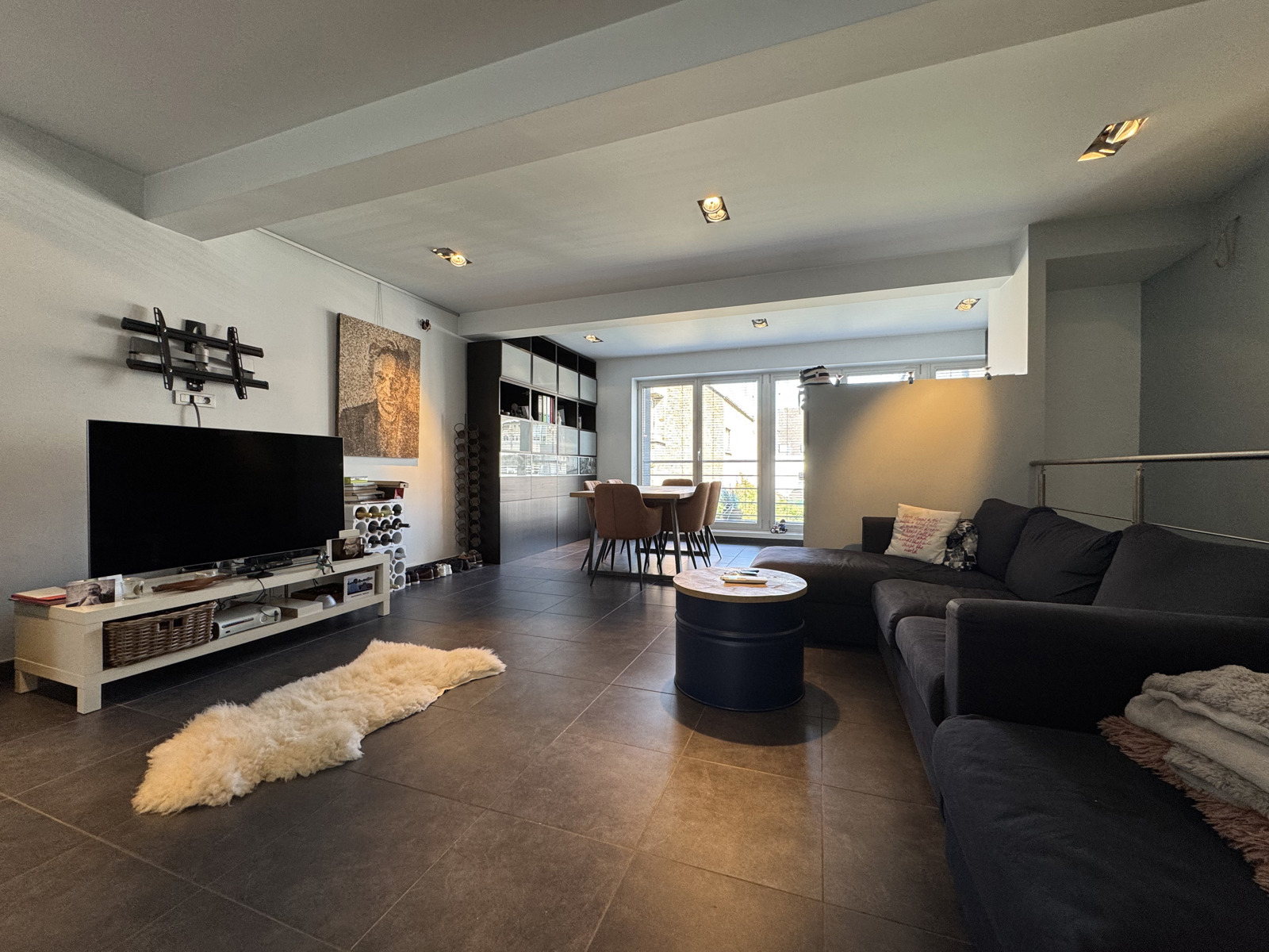 Luxueus afgewerkt duplex loft in het centrum van Aalst! - foto 1