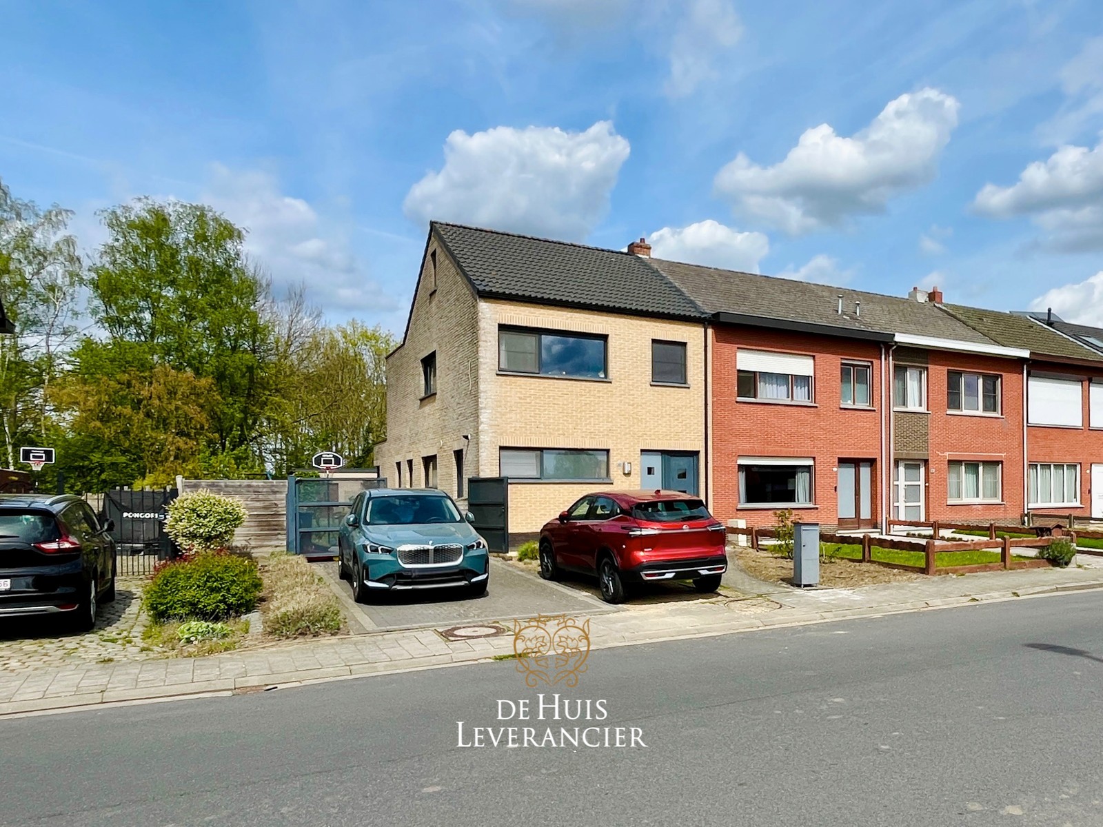 Instapklare gezinswoning met zonnige tuin en 4 slaapkamers in het groene Duffel - photo 1