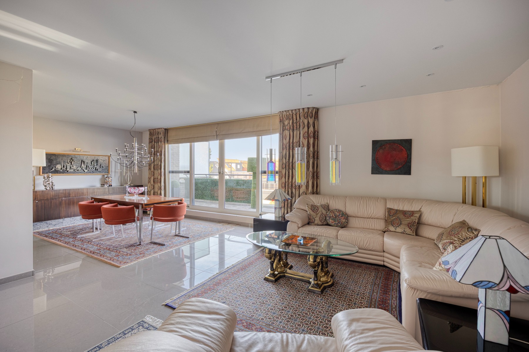 Luxurious penthouse in pristine condition - photo 2