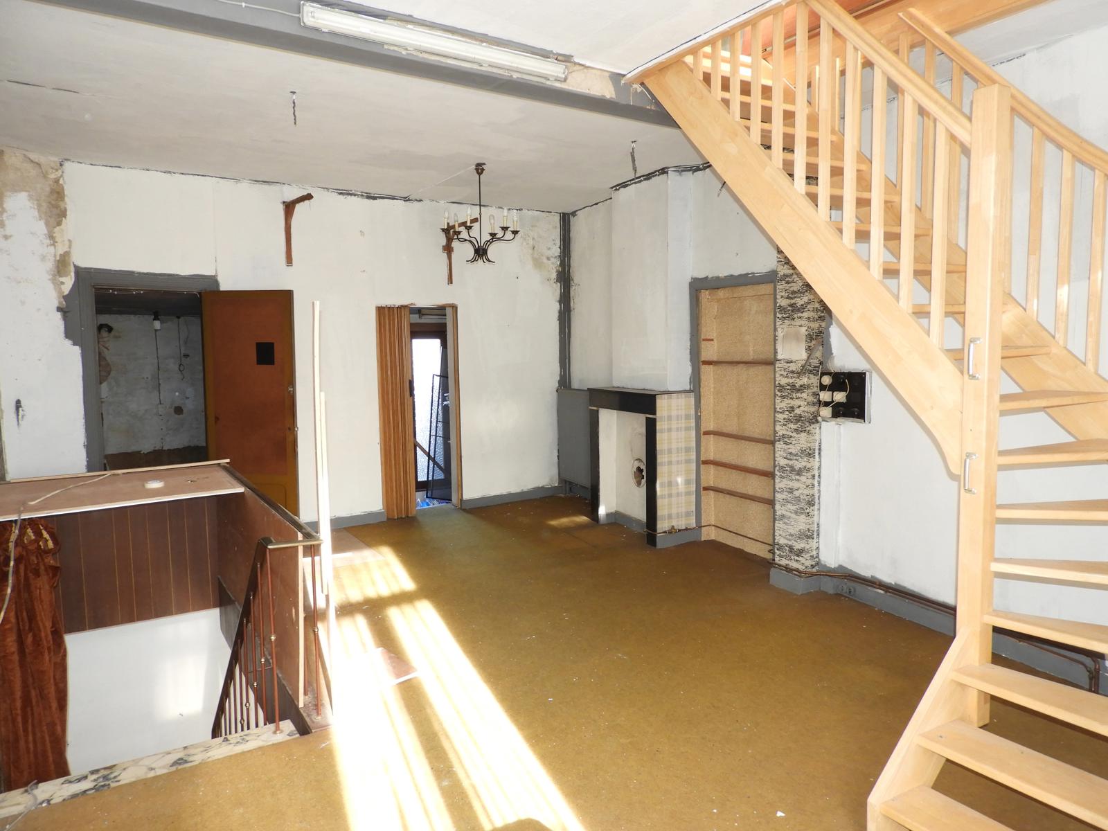 WETTEREN - Te renoveren handelspand op commerciële locatie - foto 3