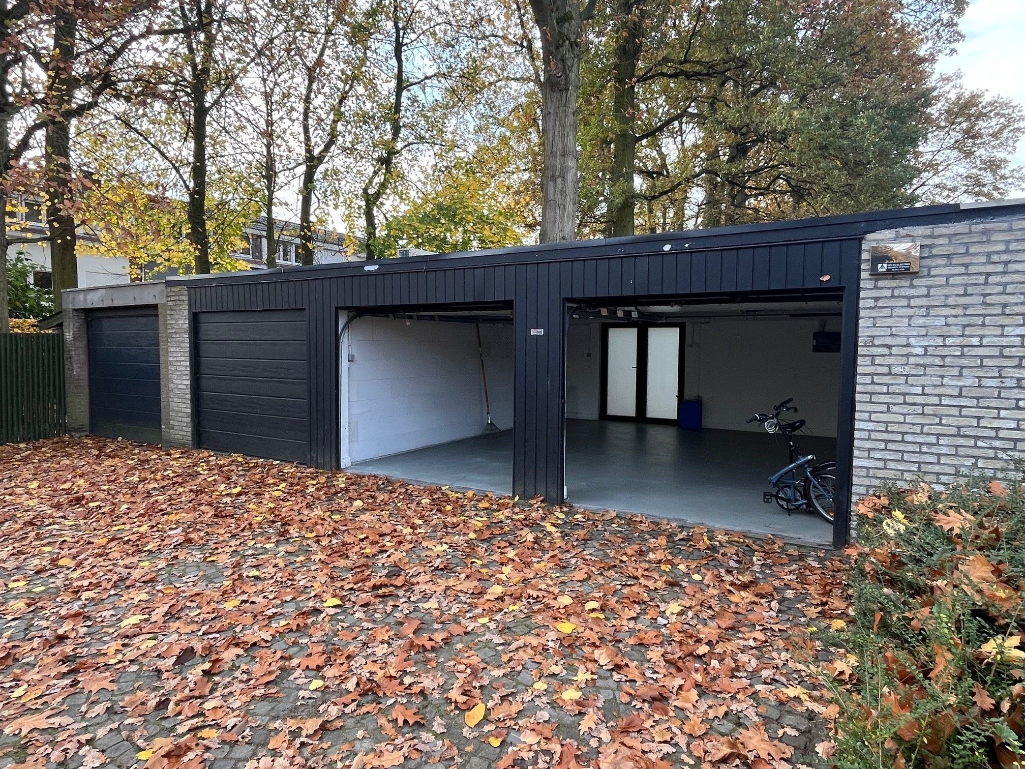 Gunstig gelegen garageboxen te koop ! - foto 5