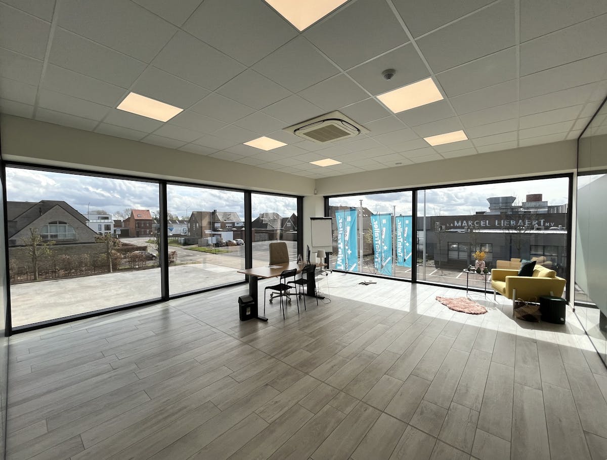 Modern kantoor (195 m²) te huur in Deinze - foto 3