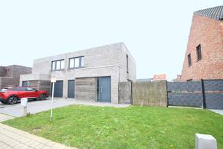 Maison à louer à Ypres