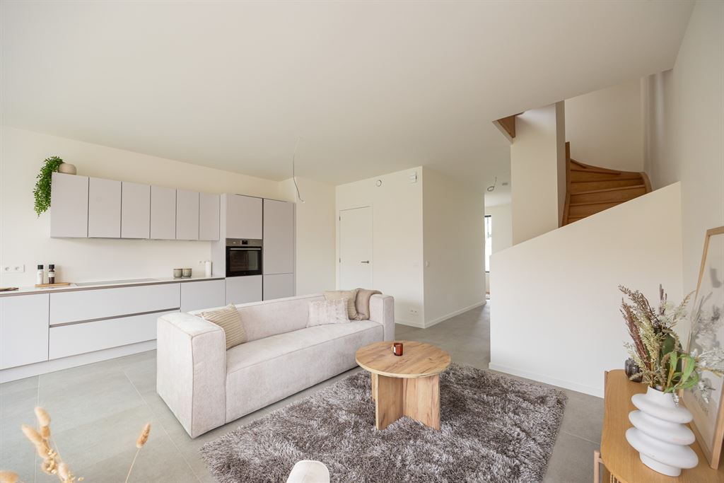 Nieuwbouwwoning onder registratie op toplocatie - foto 4