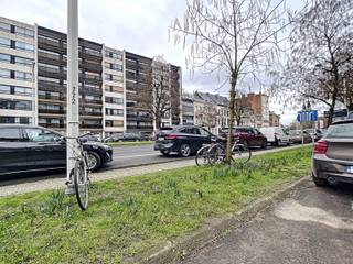 Place de parking couverte idéalement située sur le périphérique de Malines !Place de parking très bien située dans la résidence Winston, sur le...