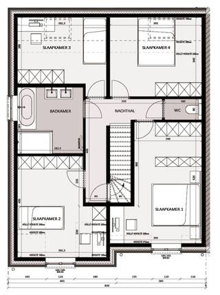 Deze charmante halfopen landelijke nieuwbouwwoning op een perceel van 343 m² beschikt over een open lichtrijke leefruimte, een kwalitatief ingerichte keuken en gastentoilet op het gelijkvloers. Er is een inpandige garage die meteen aansluit aan de keuken om op een praktische manier je boodschappen uit te laden. Op de eerste verdieping zijn er 4 volwaardige slaapkamers en een comfortabel uitgeruste ruime badkamer met dubbele wastafel, inloopdouche én bad, en nog een apart toilet. Met een vaste trap kom je op de zolderkamer die nog kan ingericht worden tot een extra slaapkamer of hobbyruimte.<br /><br />De materialen kan je na aankoop nog naar eigen smaak kiezen. Wij voeren vervolgens de werken uit zodat je zonder zorgen in een instapklare woning kan intrekken. In deze prijs zit ook een aangelegde tuin, afsluiting, terras, oprit en pad naar de voordeur. De woning is aangesloten op het warmtenet. Met een ventilatiesysteem, zonnepanelen en vloerverwarming geniet je verder van de nieuwste technieken voor een comfortabel toekomstgericht en duurzaam wonen. Als bewoner van dit futureproof woonproject kan je gebruik maken van de laadpalen en pakketbrievenbus van het e-mobipunt.<br /><br />Benieuwd naar een ervaring uit eerste hand? We laten graag de huidige bewoners aan het woord: <strong>https://blog.dumobil.be/nl/woonprojecten/blog/getuigenis-karaktervolle-projectwoning-voor-toekomstig-gezin</strong><br /><br />Deze prijs is exclusief notariskosten, aansluitkosten, verkooprecht en btw. Bekijk meteen transparant de vaste ALL-IN prijs voor het volledige plaatje: <strong>www.dumobil.be/nl/woonprojecten/projecten/hooglede-nieuwbouwwoningen / </strong>Stel vrijblijvend al je vragen aan onze bouwadviseur Sam Borrey: <strong>sam@dumobil.be</strong> | <strong>0483 210 133</strong>.