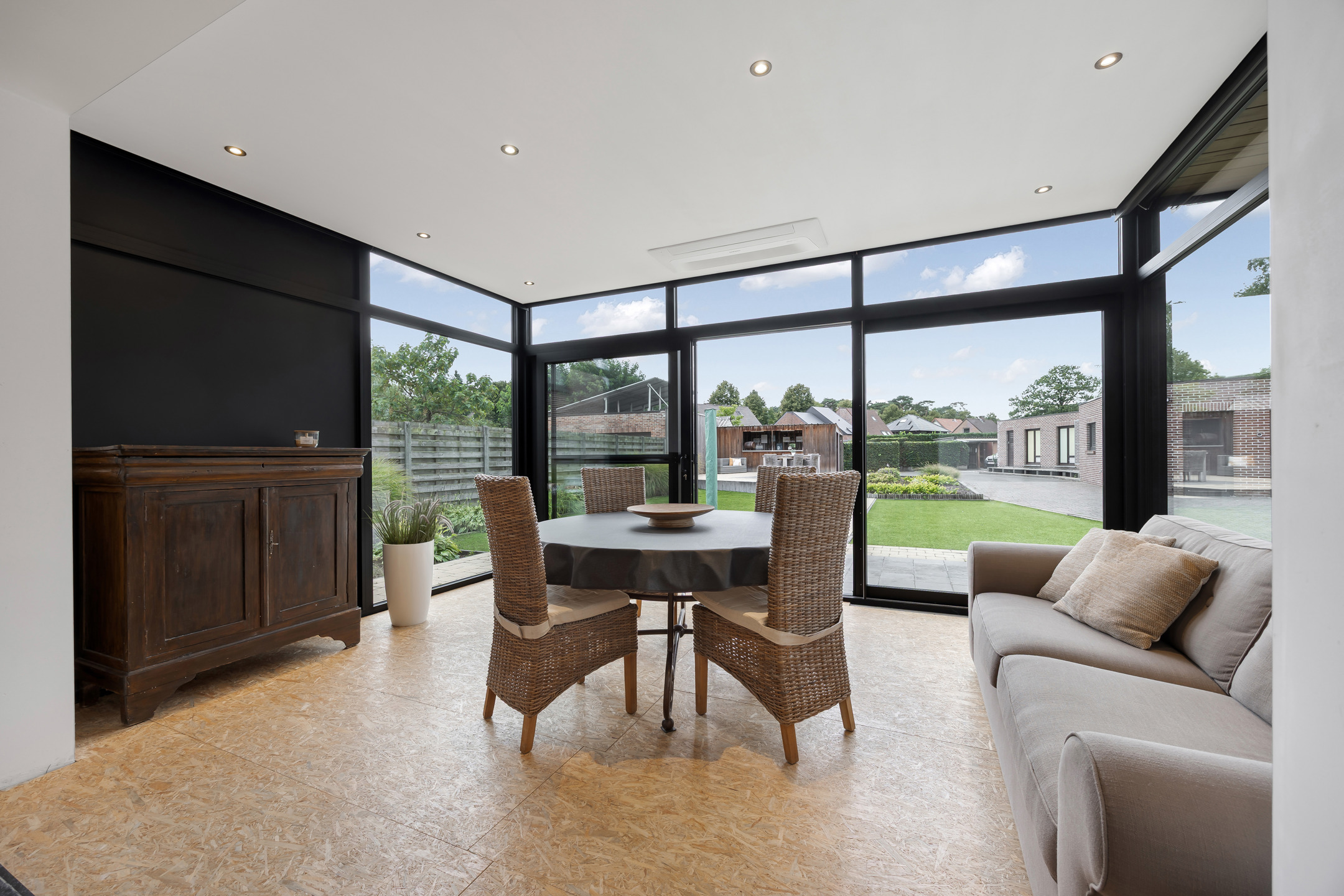 Grotendeels gerenoveerde woning met veel mogelijkheden - foto 5