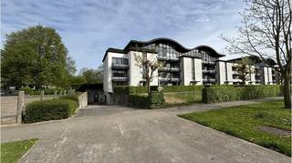 Ondergrondse garagebox te koop in Residentie RAADSHEREN in de Raadsherenlaan in Sint-Kruis Brugge.Een veilige plaats om uw voertuig te stallen en te...