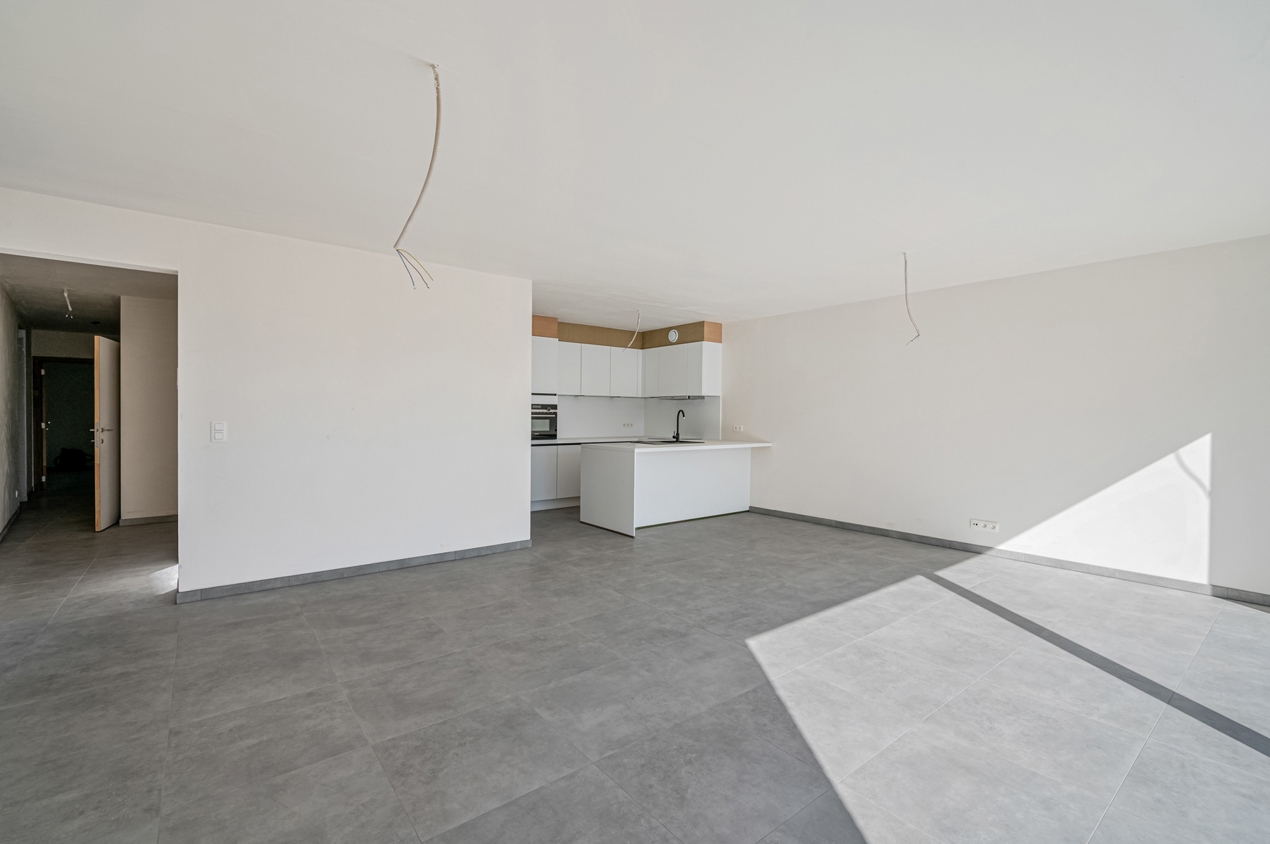 Goed gelegen kantoorruimte. - foto 3