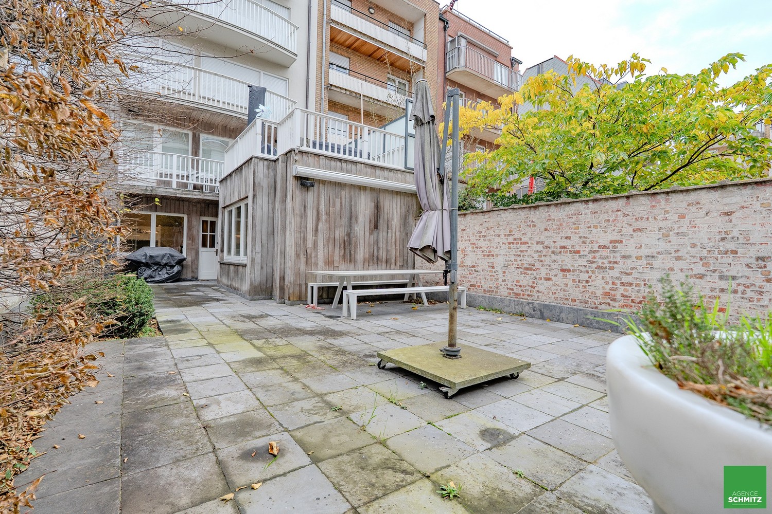Instapklaar appartement met 3 slaapkamers en een royaal terras vlak aan het strand. - foto 4