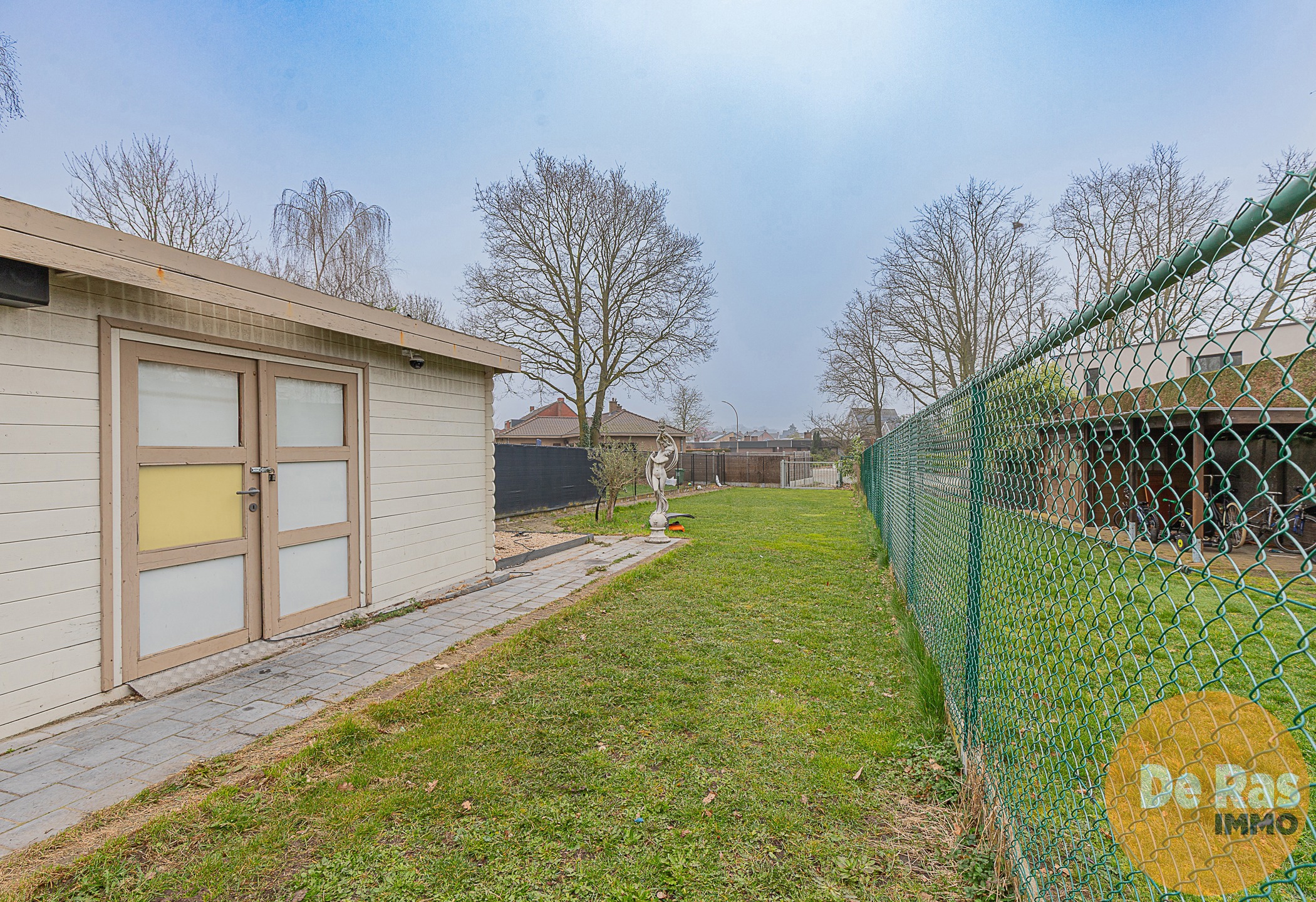 BERLARE - Leuke gezinswoning met 3 slpks, tuin en garage - foto 4