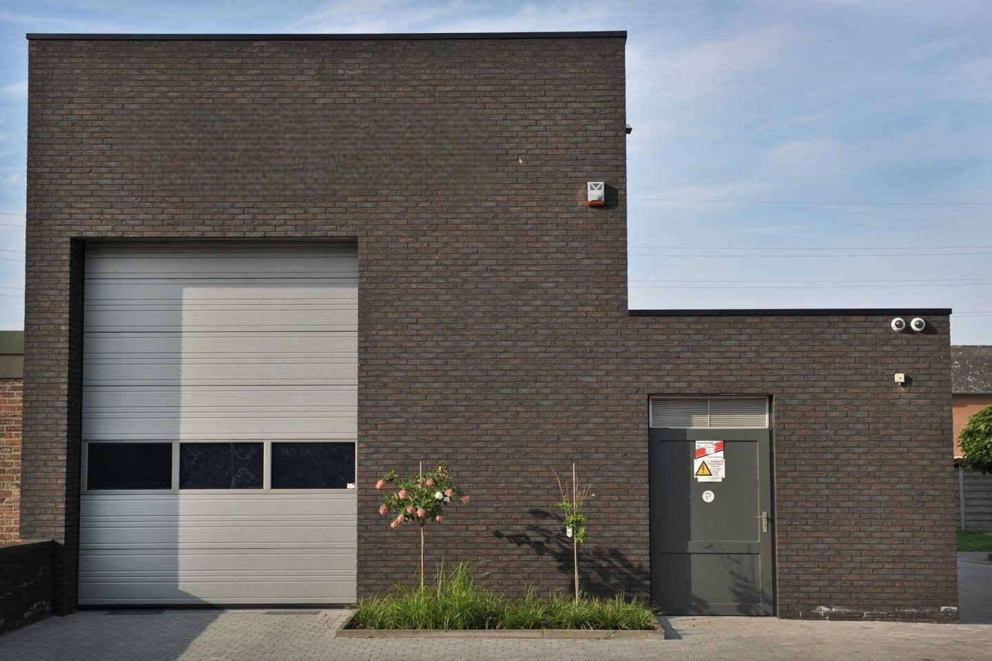 Hal met kantoor en woonruimte - foto 1