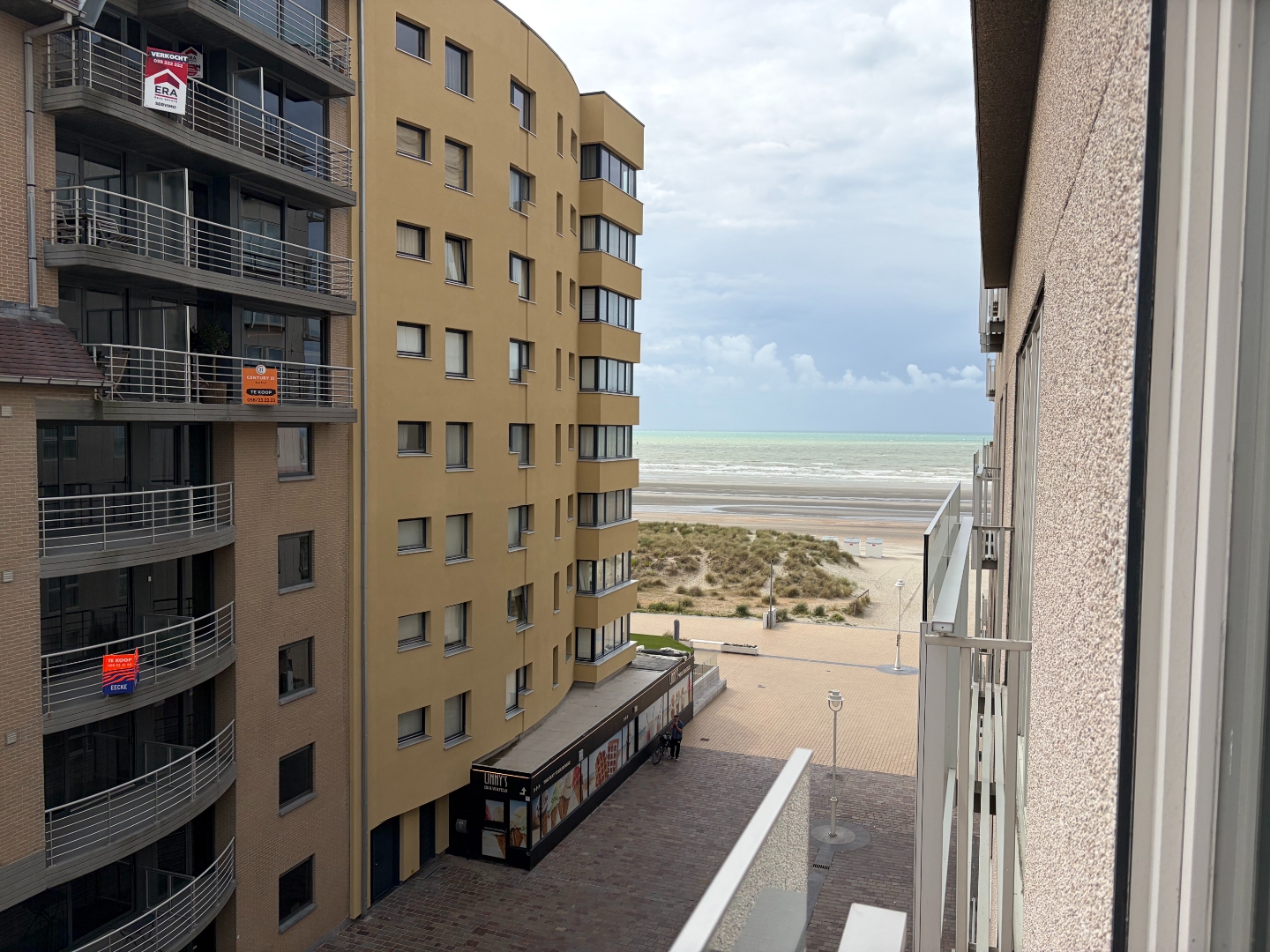 Apartment for sale in Nieuwpoort with 1 bedroom - photo 3