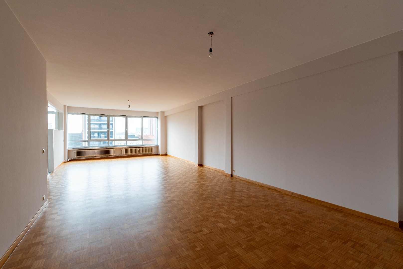 Apartment for rent in Antwerp with 2 bedrooms - photo 4