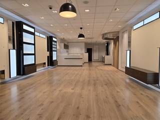 Commercial for rent in Lier