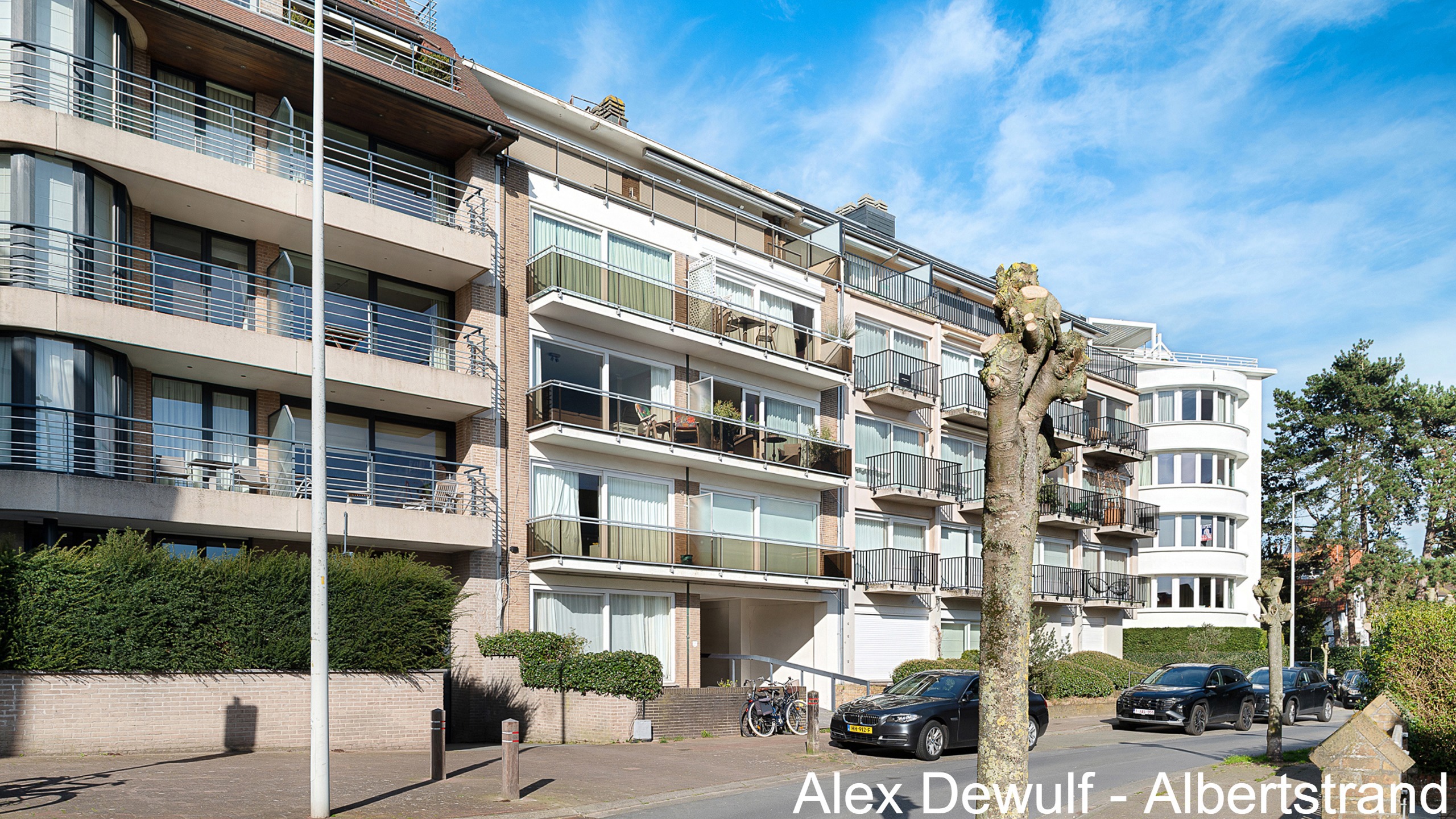 Garage for sale in Knokke-Heist
