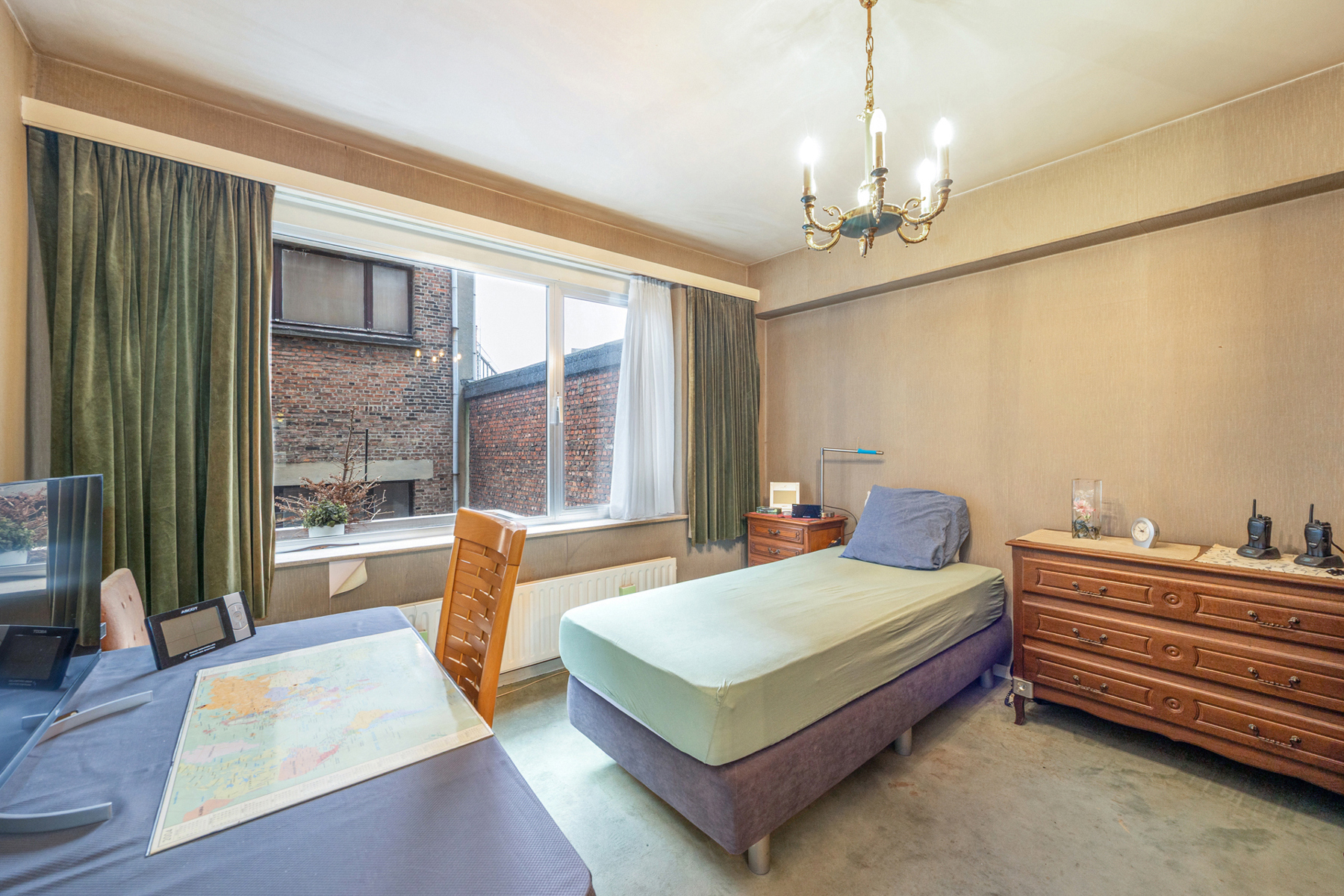 Ruim en licht appartement met terras in hartje Borgerhout - foto 4