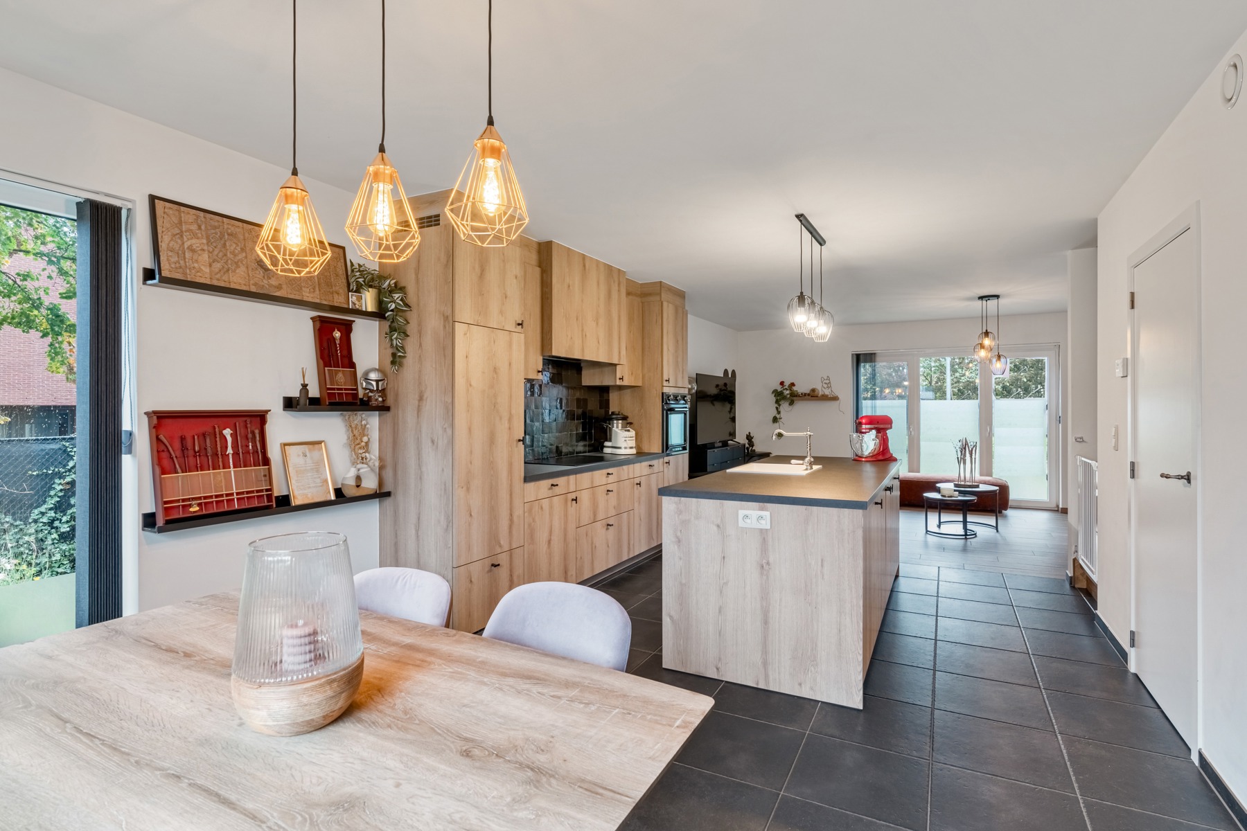 Huis te koop in Genk met 5 slaapkamers - foto 1