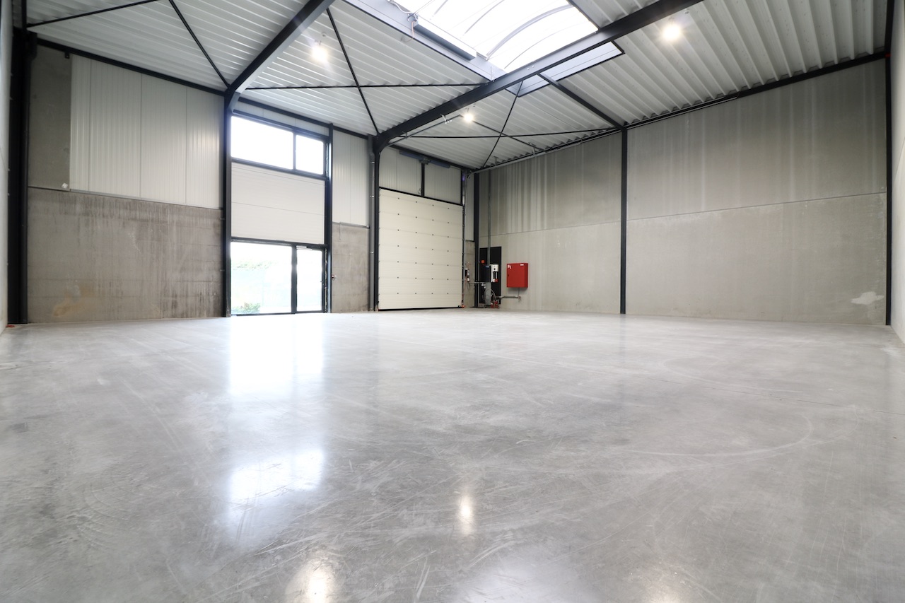 Nieuwbouw bedrijfsgebouw van 207 m2 met 1 privatieve parkeerplaats voor 1.035 EUR/mnd excl BTW - foto 2