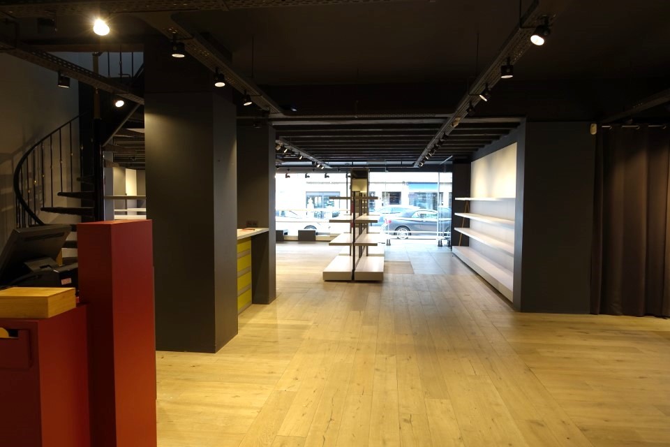 Ruime handelszaak (ca. 290m²) met grote visibiliteit - foto 4