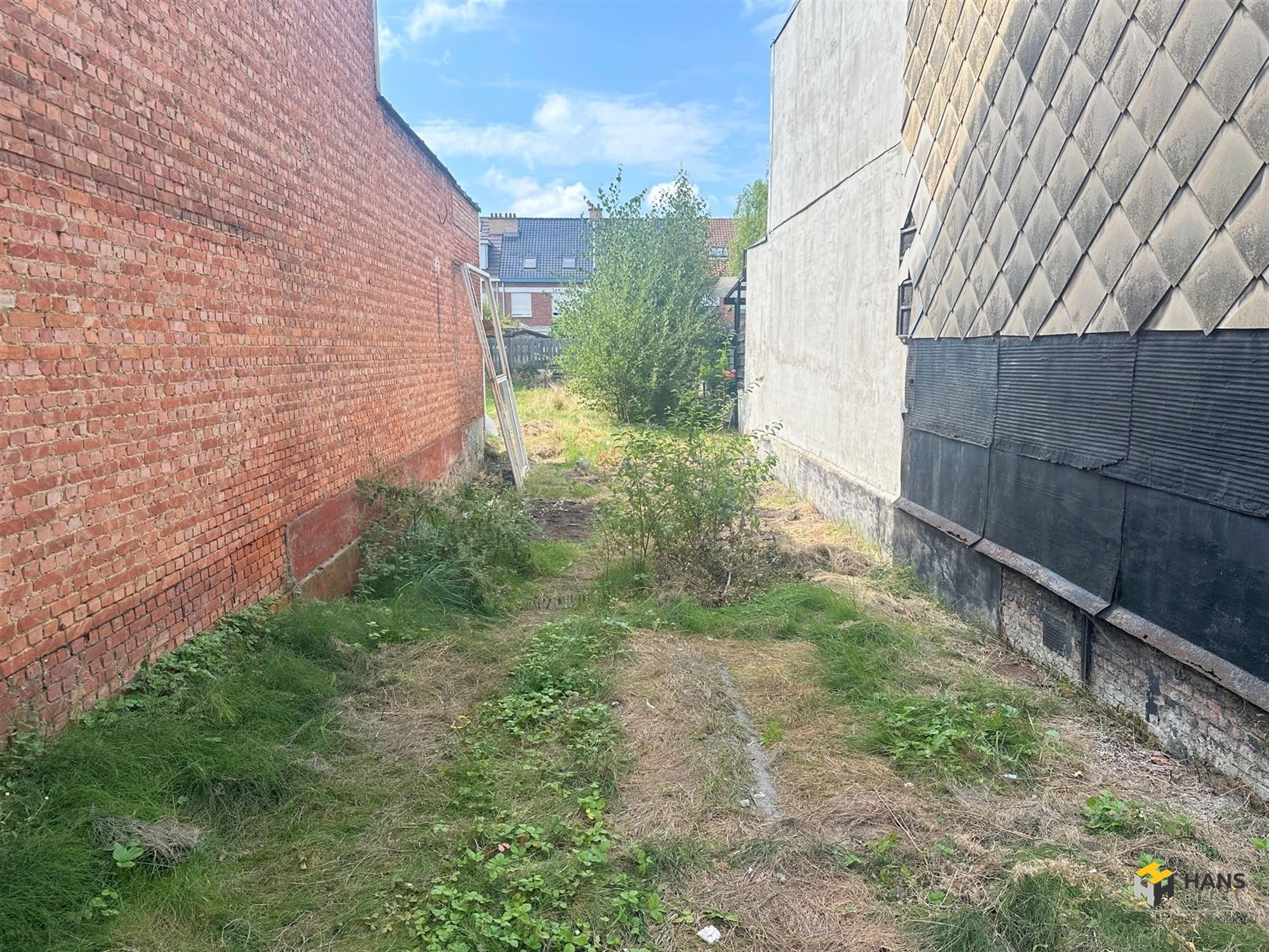 Centraal en rustig gelegen bouwgrond van 181 m² in de Moretusstraat te Hoboken - foto 2