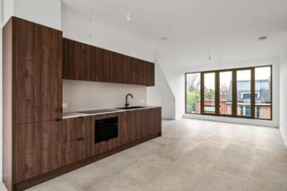 Dit prachtig, nieuwbouwappartement is gelegen in het bruisende Putte-Kapellen. Winkels, scholen en het openbaar vervoer zijn allemaal terug te...