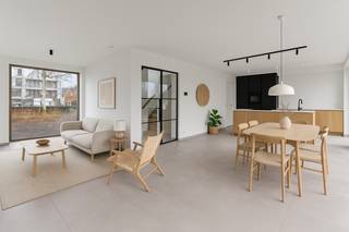 Energiezuinig ontwerp.Ruime woning met 4 slaapkamers.Ideale ligging te Sint-Michiels.Ruime perceel van 805 m²...