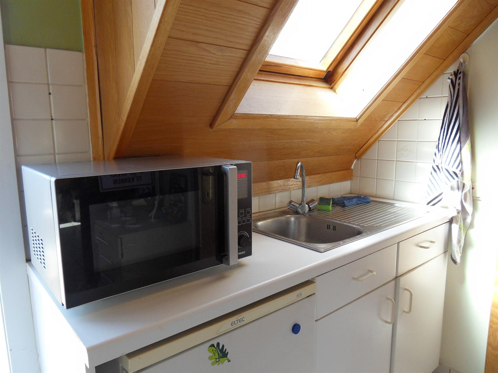 Studio met terras nabij centrum.  - foto 5