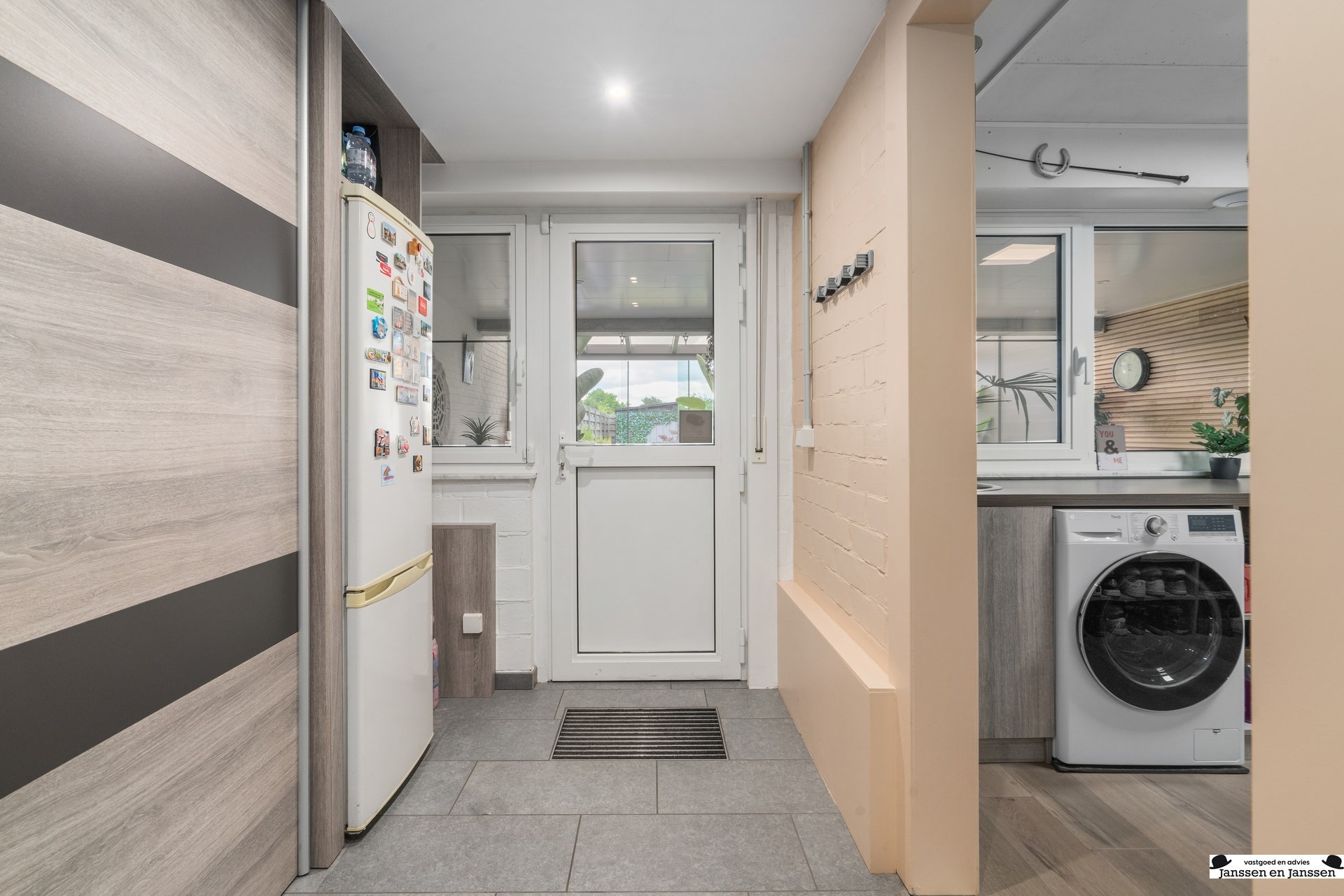 Instapklare bel-etagewoning met 3 slaapkamers en prachtig groen uitzicht Ekeren - foto 4