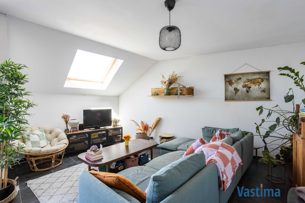 Lichtrijk appartement met 2 terrassen, staanplaats en extra zolderruimte - foto 5