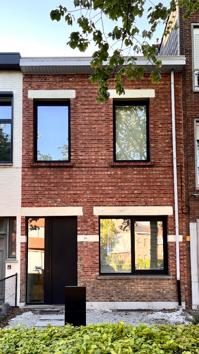 Huis te koop in Brasschaat met 3 slaapkamers - foto 2