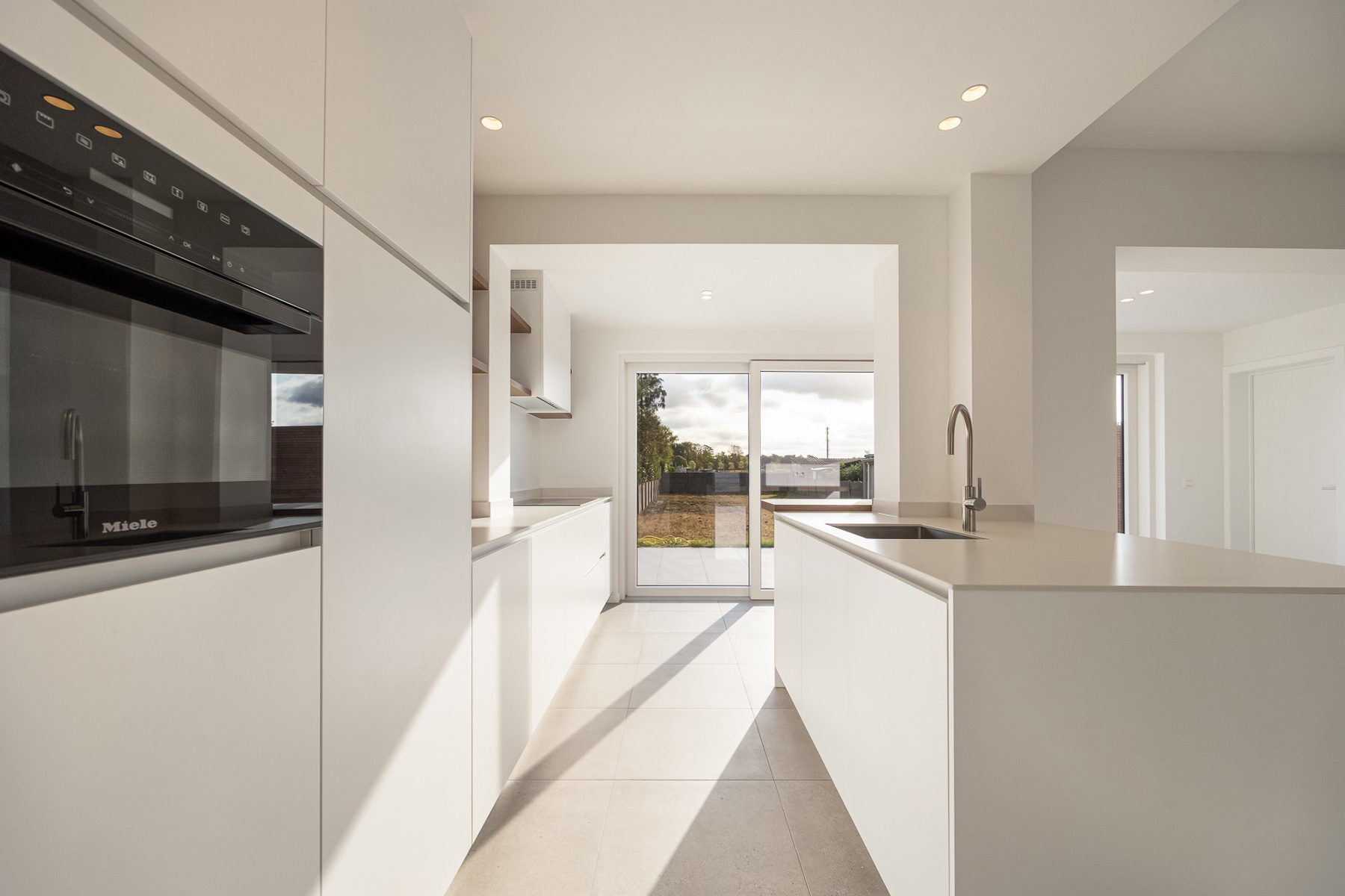 Woning met 3 slaapkamers, tuin en garage - foto 4