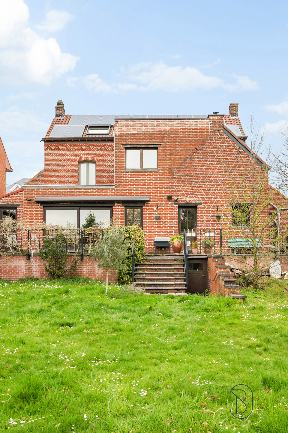 Charmante instapklare herenwoning met 4 slpk&amp; prachtige tuin - foto 2