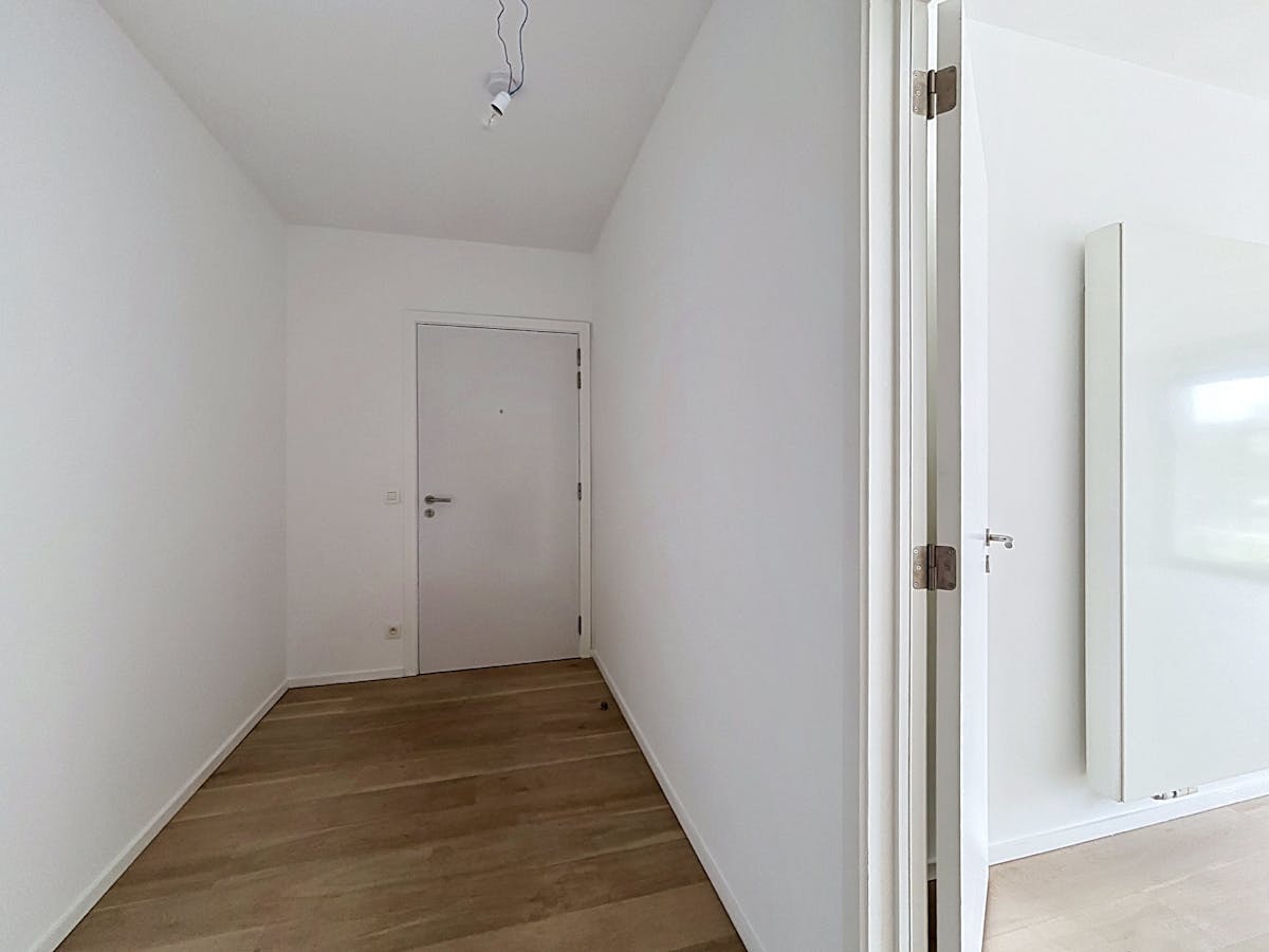 Brussel : Mooi 2 slaapkamer appartement + parking - foto 5
