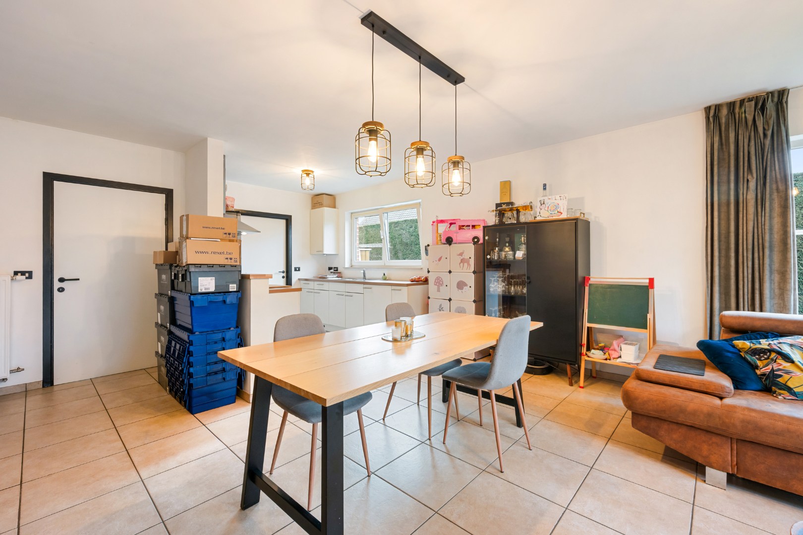 Maison mitoyenne prête à emménager avec 2 chambres et jardin ensoleillé au centre de Dadizele - photo 5