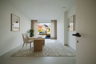 <strong>LIGGING<br /></strong><br />Deze 8 nieuwbouwwoningen zijn gelegen in de Kloosterstraat <strong>nabij het centrum</strong> van Zottegem. De oplevering van dit uniek project staat <strong>gepland voor Juni 2025</strong>. Door deze locatie geniet u van een vlotte bereikbaarheid met zowel de wagen als met het openbaar vervoer. Daarnaast zijn er tal van wandel- en fietsroutes om te genieten van de prachtige natuur.<br /><br /><strong>BESCHRIJVING<br /></strong><br />De woningen zullen opgetrokken worden in <strong>hoogwaardige materialen</strong> en met oog voor detail. Verder zal er binnen dit project gebruik gemaakt worden van de laatste technieken, zoals <strong>vloerverwarming via een warmtepomp (koeling ook mogelijk) en met zonnepanelen</strong>.<br /><br /><strong>TROEVEN<br /></strong><br />- Bijna <strong>energie neutraal E20</strong><br />- Toplocatie nabij het centrum<br />- Voorzien van zonnepanelen &amp; warmtepomp <br /><br />Stedenbouwkundige inlichtingen in aanvraag.<br /><br />Voor inlichtingen en/of bezoek, bel Stéphanie Eeckhout 0472 13 28 79