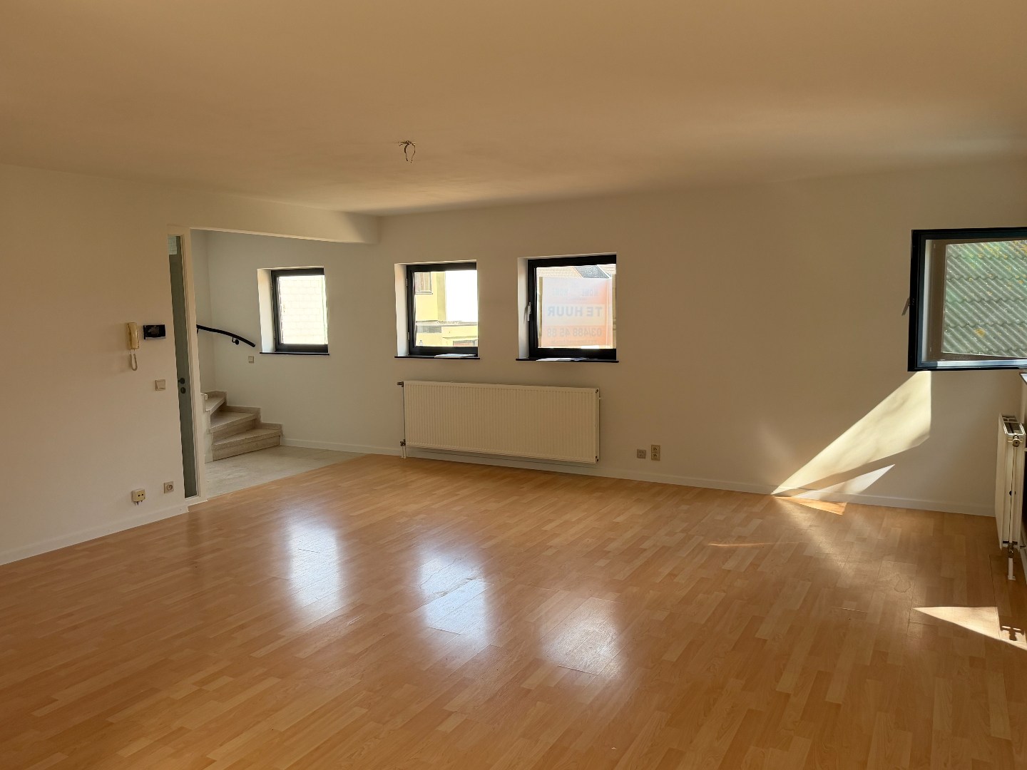 Ruim gerenoveerd appartement met 3 slaapkamers in half open bebouwing te Lier, duplex, 140m², 1 badkamer, gerenoveerd in 2026 - foto 5
