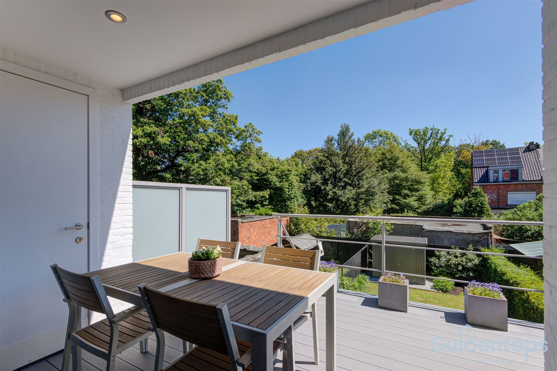 Knappe woning op topligging naast park - foto 4