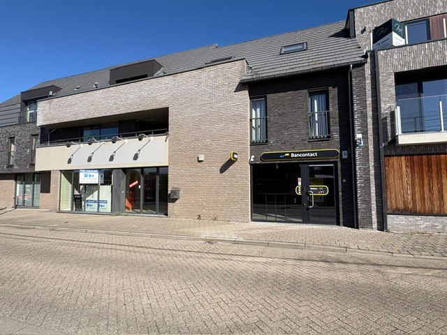 Handelspand 580 m² + magazijn - foto 1