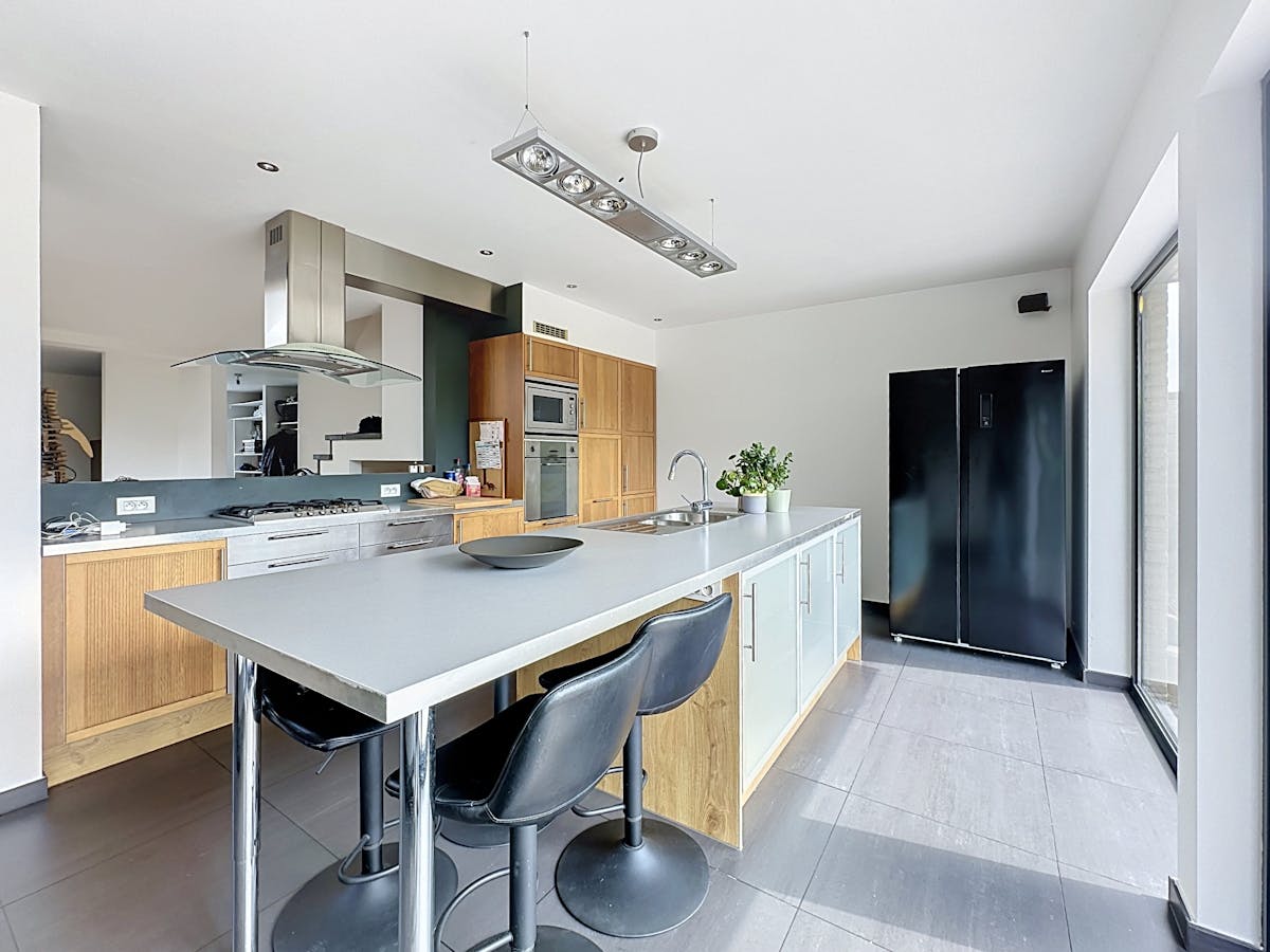 Ruime halfopen bebouwing met 4 slaapkamers te huur in Tisselt - foto 5