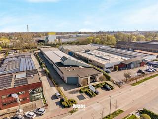 Bent u op zoek naar een uniek bedrijfsgebouw in de industriezone NOORD II van Aalst (Hofstade)? Dit betreft een site van zomaar liefst 5.685...
