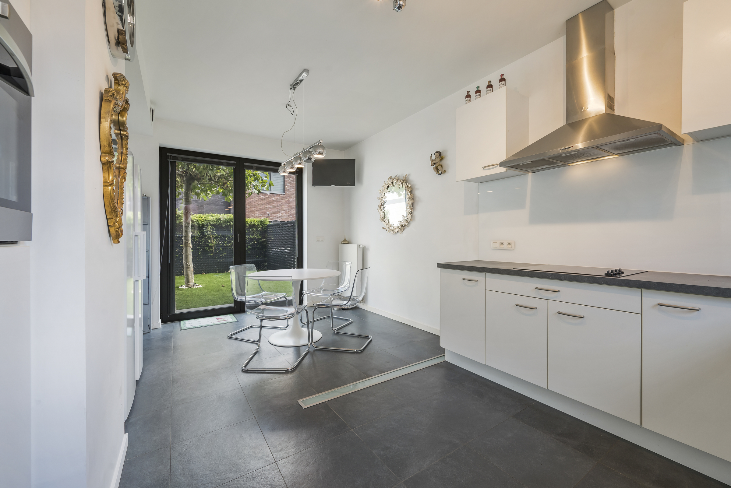 House for sale in Antwerp with 3 bedrooms - photo 2