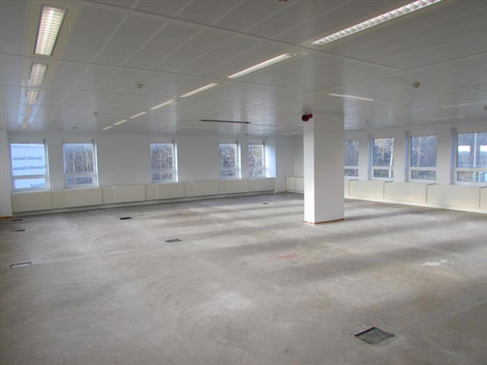 Commercial for rent in Auderghem - photo 4