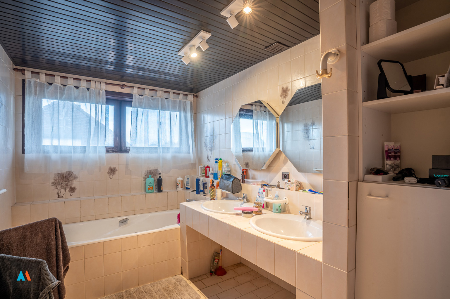 Vrijstaande woning met praktijkruimte en garage - foto 4