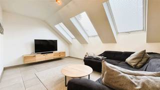 Stijlvol, modern duplex appartement in KasterleeOntdek dit prachtige appartement in het hart van Kasterlee, perfect gelegen voor wie op zoek is naar...