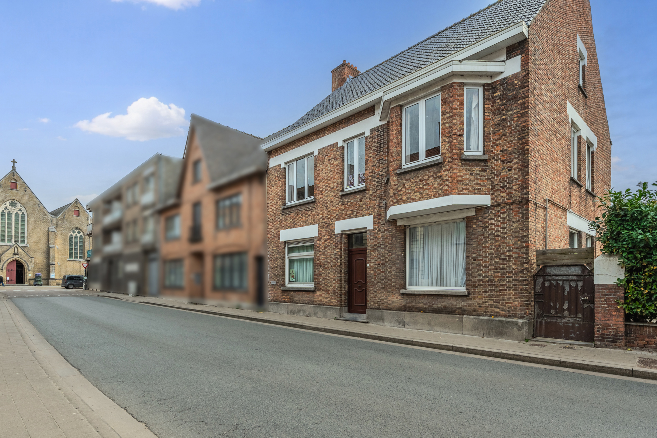 Zeer ruime statige woning met uitzonderlijk potentieel! - foto 2